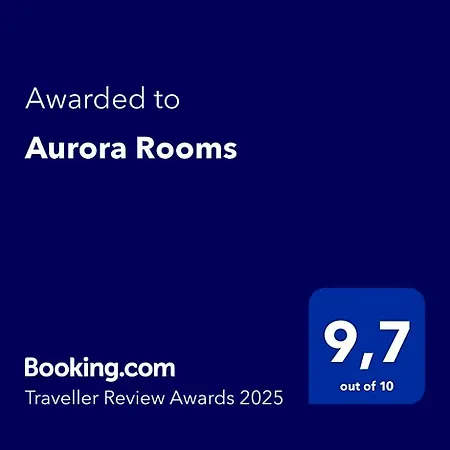 Aurora מלון אהבה *